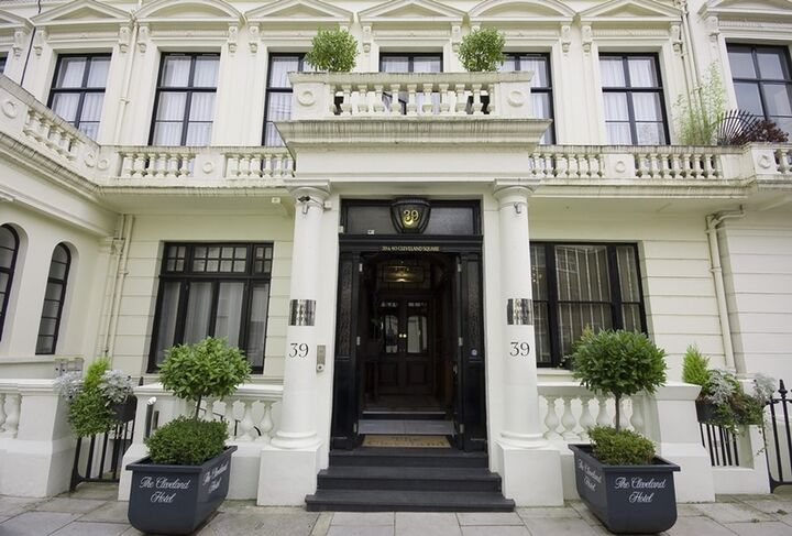 The Cleveland Hotel-i