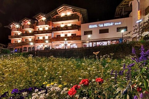 Family Hotel La Perla