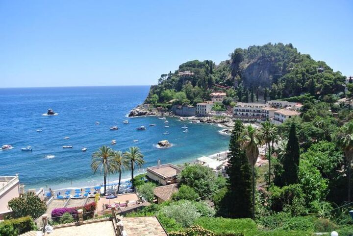Baia Azzurra-i