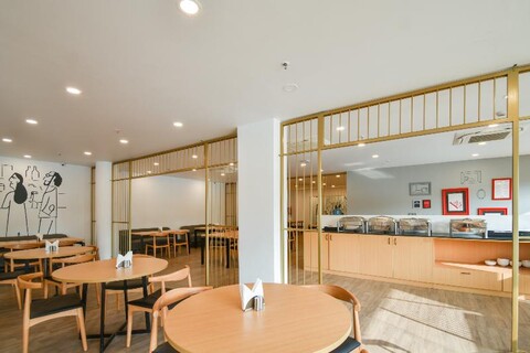 OYO Townhouse 7715 Hotel KG Estate