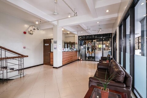 Governor Forbes Inn - Manila City Center by ZUZU