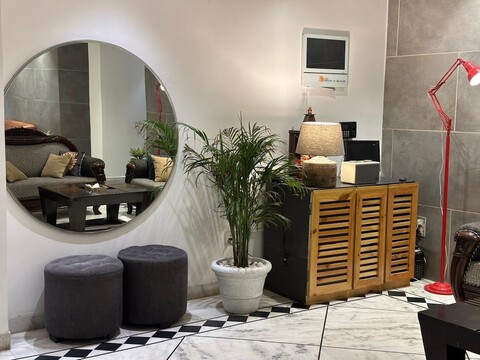 디바인 인 호텔 라조리 가든