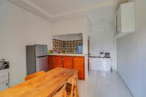 Oyo 91717 7 L Homestay 