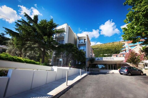 Castellastva Hotel