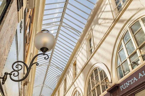 루브르 지역 근처의 놀라운 역사적인 파리지앵 로프트 ! 6