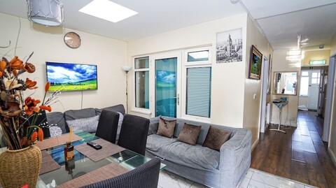 넓은 3BR 집, 6명 수용