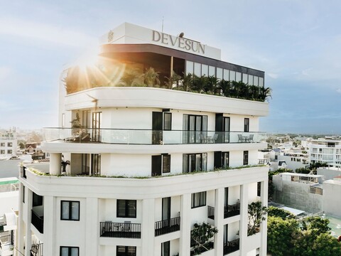 데베선 호텔