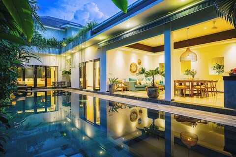 프란지파니 빌라 진가 아트 베라와