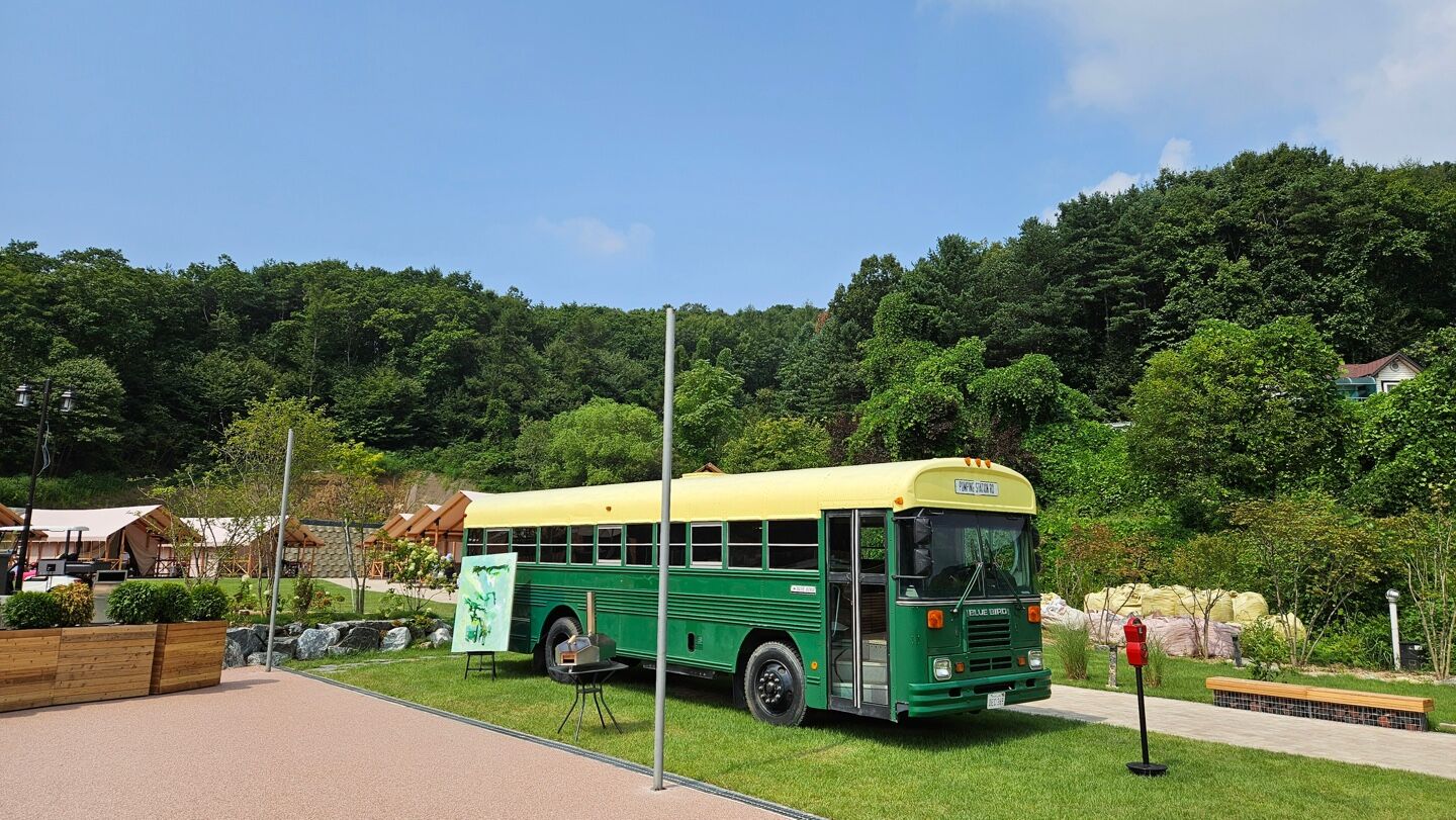 에잇시즌즈 외관