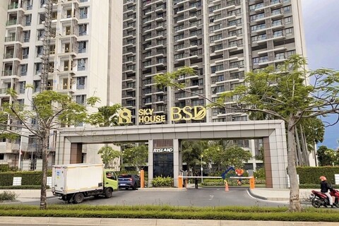 스카이 하우스 BSD 바이 미즈 룸스