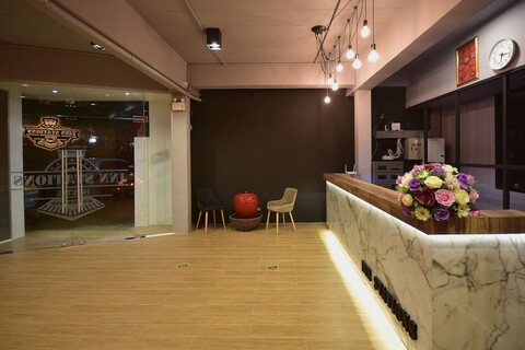 인 스테이션스 호스텔