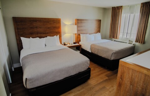 퀄리티 인 & 스위트 바이 더 파크