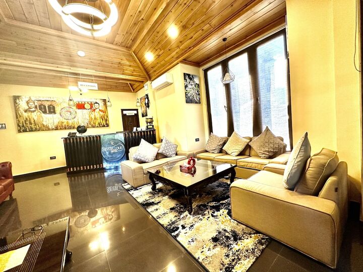 실버 클라우드 호텔-i