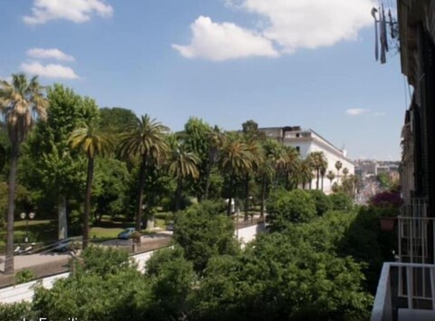 B&B 나폴리밀리오나리아