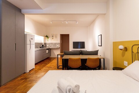 스튜디오 매켄지 - 콘솔라송