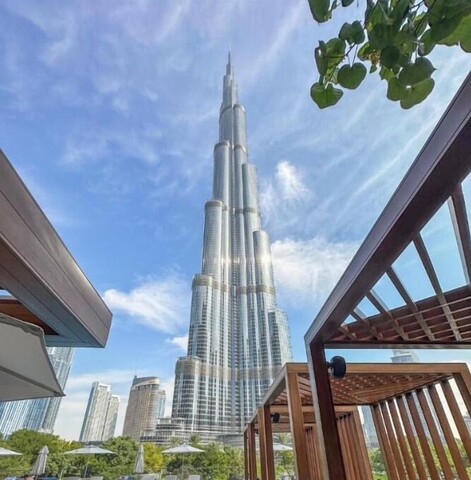 해피 시즌, 어드레스 레지던스 두바이 오페라