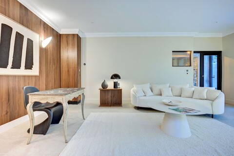 오텔 벨가르드 바이 빅토르