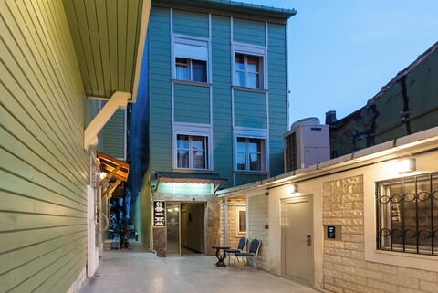 발렌스 부티크 호텔