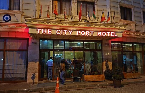 The City Port Hotel