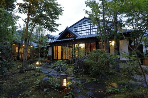 유후인 소우안 코스모스