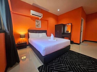 Peter House No balcony