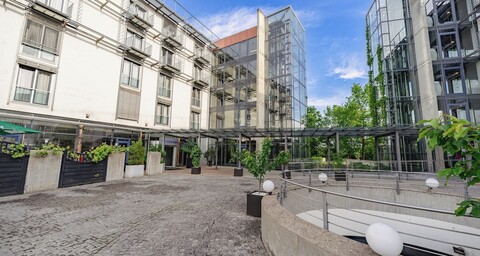 플라자 인 슈투트가르트-디칭겐