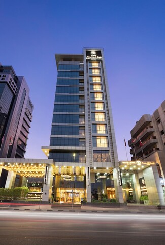 로열 컨티넨탈 호텔