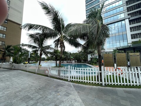 새턴 - 빈홈스 스카이레이크 아파트먼트