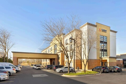 컴포트 인 & 스위트 알링턴 하이츠 - 샴버그