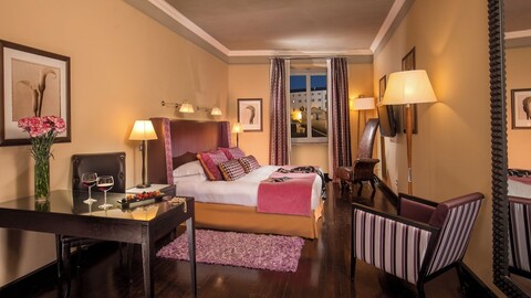 더 인 앳 더 스패니쉬 스텝스 럭셔리 컬렉션 - 더 뷰