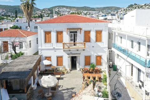 노타리우스 호텔 보드룸