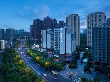 Mehood Lestie, Changsha High-speed Railway South Station Sports New City