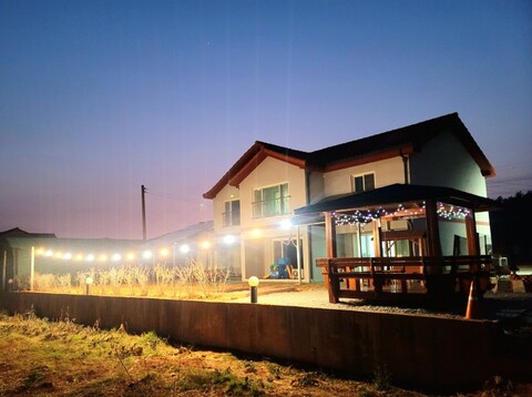 태안 율하우스펜션