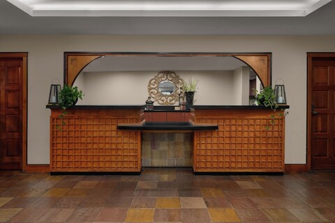 라크스퍼 랜딩 익스텐디드 스테이 스위트 렌턴