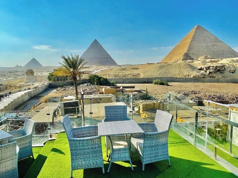 화이트 하우스 피라미드 뷰