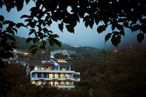 아다지오 진과스