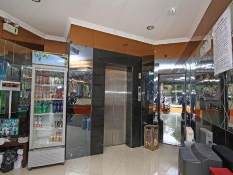 Zhixin Hotel (Shanghai Dahua 3rd Road Subway Station Branch)