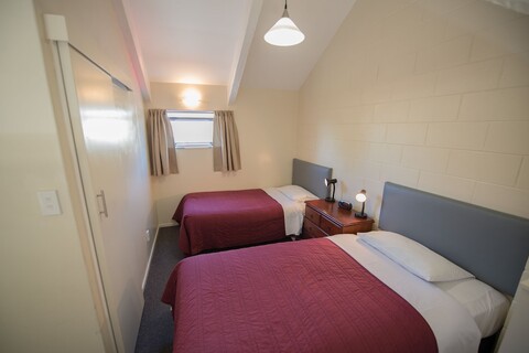 호윅 모터 로지