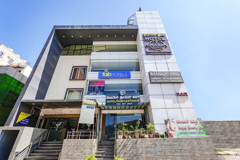 FabHotel 슈레이야스 쉑