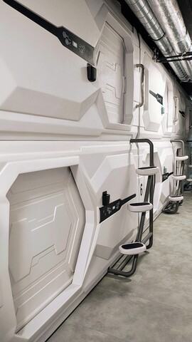 캡슐 호스텔 플로어 -1 셀프 체크인