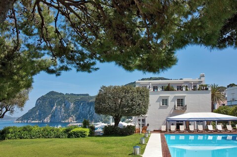 J.K. 플레이스 카프리