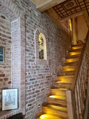 앤티크 펄 호텔