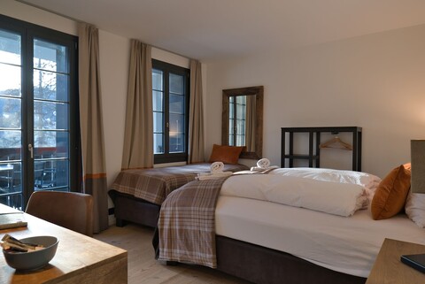 에발 그린델발트 AG