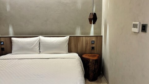 호텔 이니셜-타이난