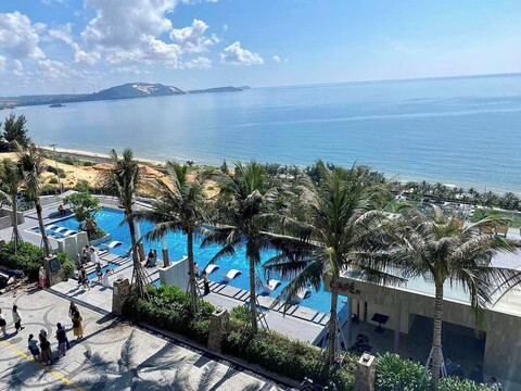 아펙 니르바나 피스 무이네