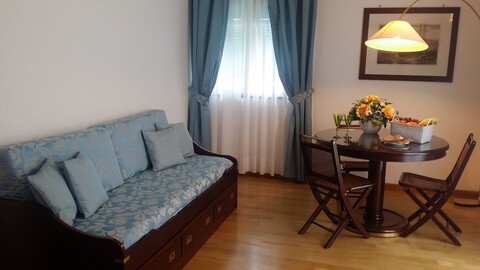 호텔 클렐리아  로기스