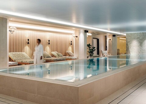 엘리트 팰리스 호텔 & 스파