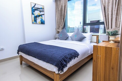 블룸필즈 모던 2베드룸 아지지 가든스