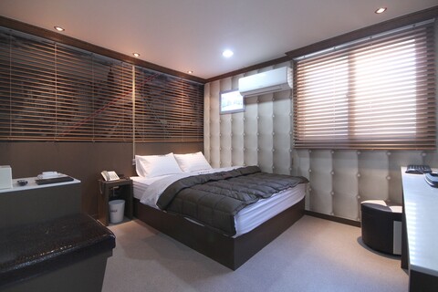 부산 재송동 맥스