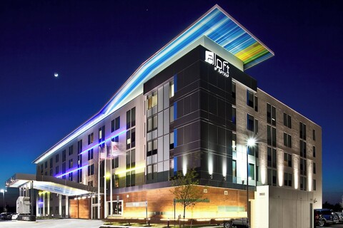 어로프트 덜레스 에어포트 노스